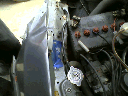 Honda Civic Engine. Battery Pics