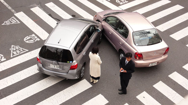 Japan car crash picture