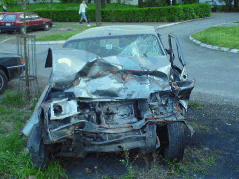 Renault 5 Head On Crash Belgrade, Serbia