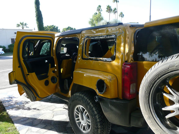 Hummer H3 wrecked